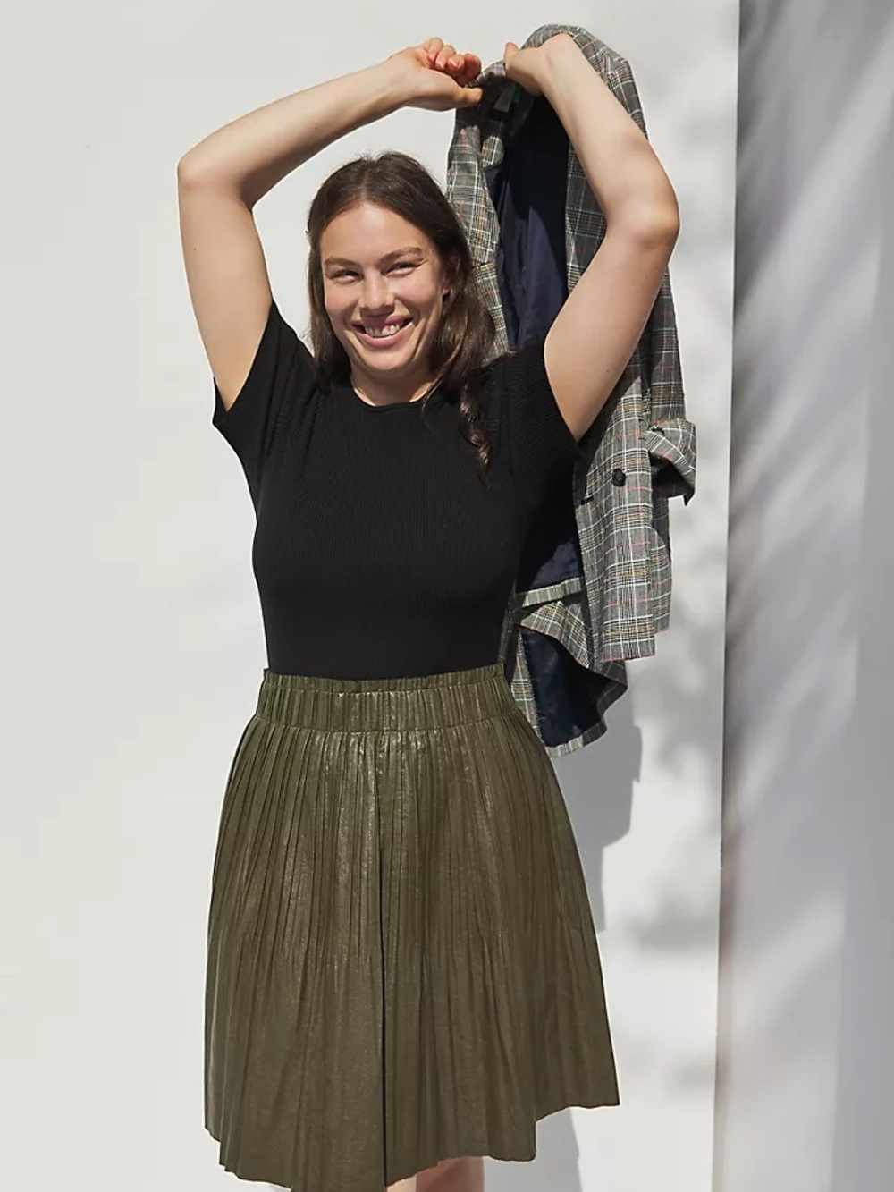 Anthropologie Ellene Faux Leather Olive Green Pleated Mini Skirt M
